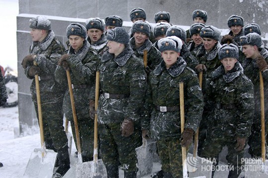 Quân đội Nga chống chọi với lạnh giá ra sao? - Ảnh 1.