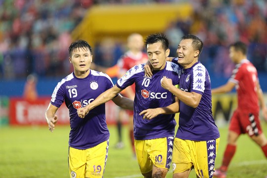 Chung kết AFC Cup lượt đi: Hà Nội FC thắng nhờ trọng tài công tâm - Ảnh 1.
