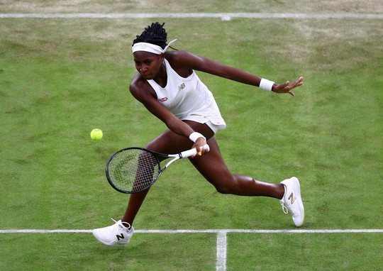 Nữ tay vợt 15 tuổi vào vòng 3 Wimbledon - Ảnh 4. Nữ tay vợt 15 tuổi vào vòng 3 Wimbledon - Ảnh 4.