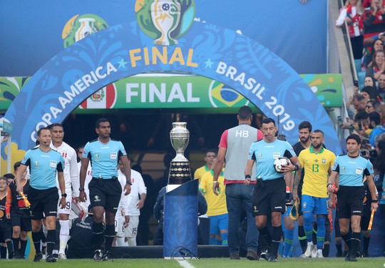 Thẻ đỏ, phạt đền, Brazil giành hết vinh quang Copa America - Ảnh 5.