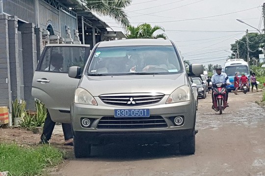 Bộ Nội vụ làm rõ việc Trưởng đoàn Đại biểu QH Sóc Trăng tổ chức tiệc cưới cho con suốt 3 ngày - Ảnh 1.