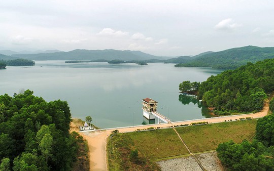 Báo động mất an toàn hồ, đập thủy lợi - Ảnh 1.