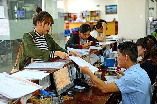 Những chế độ của công chức, viên chức khi thôi việc - Ảnh 1.