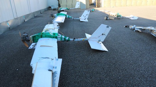 UAV cảm tử dồn dập lao vào căn cứ Nga tại Syria - Ảnh 2.