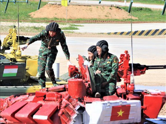 Đội xe tăng Việt Nam dẫn đầu bảng đấu bán kết Army Games 2019 - Ảnh 1.