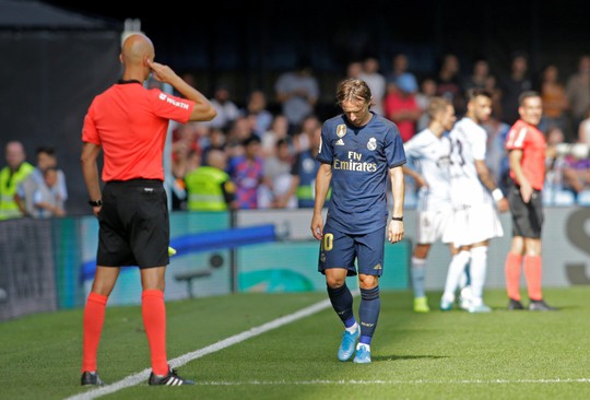 Gareth Bale đòi lại danh dự, Real Madrid vượt lên ngôi đầu La Liga - Ảnh 4.