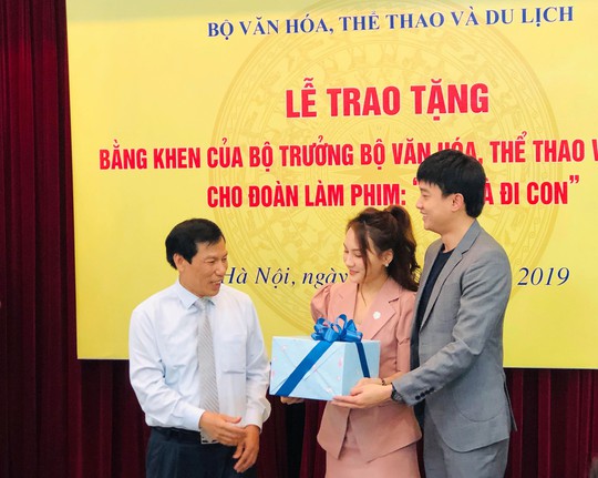 Hy vọng Về nhà đi con tạo tiền lệ tốt! - Ảnh 1.