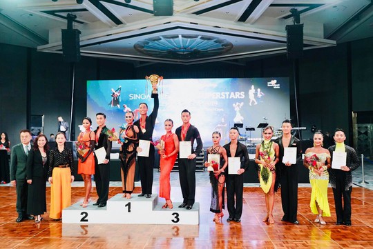 Phan Hiển - Nhã Khanh giành HCV khiêu vũ thể thao ở Singapore - Ảnh 5.