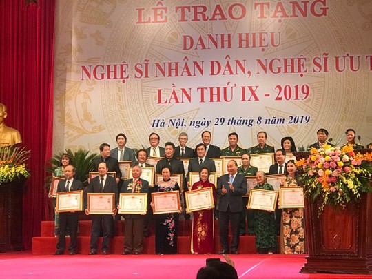 391 nghệ sĩ được trao tặng danh hiệu NSND, NSƯT - Ảnh 2.