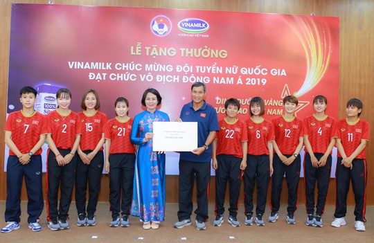 Vinamilk mời đội tuyển nữ Việt Nam du lịch Đà Lạt - Ảnh 1.