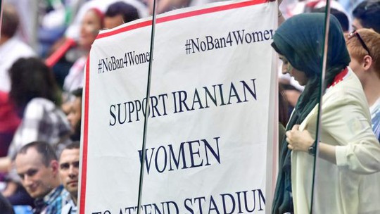 Nữ CĐV Iran tự thiêu vì quyền được xem bóng đá - Ảnh 4.
