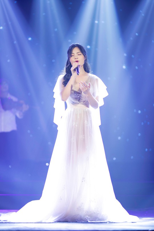 Sunny Đan Ngọc mang âm nhạc “chạm” đến cảm xúc nhân ái của khán giả - Ảnh 5.