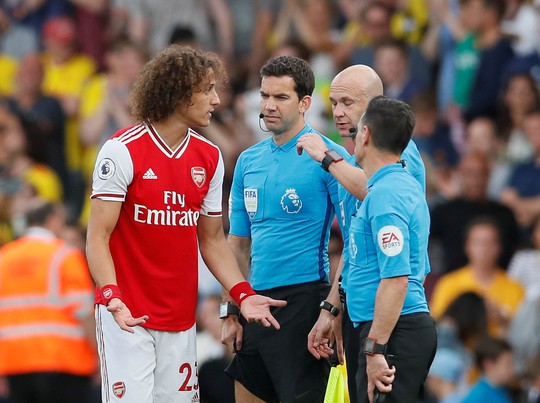 Ngỡ ngàng hàng thủ, Arsenal nhận quả đắng tại Vicarage Road - Ảnh 6.