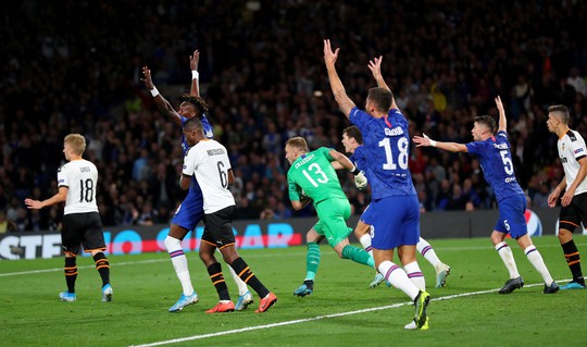 Chelsea thua sốc sân nhà, Ajax thắng tưng bừng Champions League - Ảnh 4.