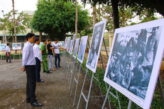 Lễ viếng Đại tá phi công Nguyễn Văn Bảy đang diễn ra tại quê nhà - Ảnh 17.