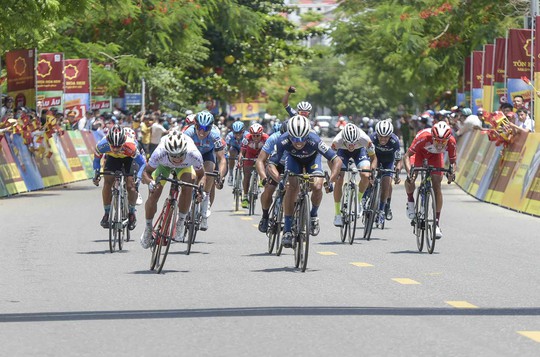 Áo vàng lại đổi chủ sau chặng 7 Giải Xe đạp quốc tế VTV Cup 2019 - Ảnh 4.