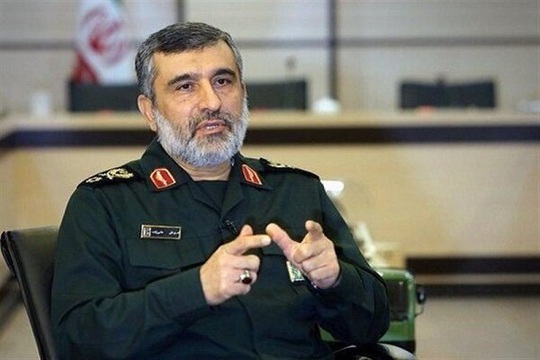 Phản ứng bất ngờ của chỉ huy Iran khi máy bay Ukraine trúng tên lửa - Ảnh 1.