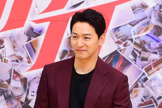 Công chúng thất vọng với loạt “soái ca” vì bê bối Jang Dong Gun - Ảnh 2.