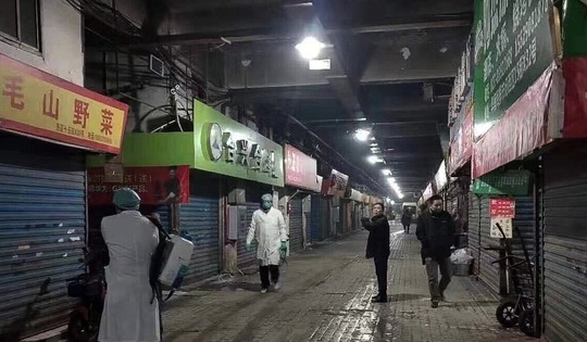 Trung Quốc ghi nhận thêm trường hợp tử vong liên quan bệnh lạ ở Vũ Hán - Ảnh 1.