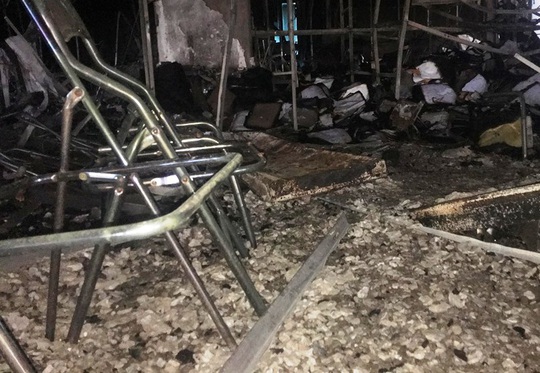 Hiện trường vụ cháy tòa nhà dầu khí Thanh Hóa khiến 2 người chết, 13 người bị thương - Ảnh 8.