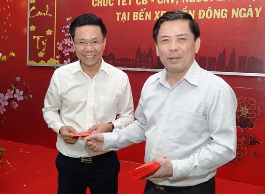 Bộ trưởng Bộ GTVT Nguyễn Văn Thể thăm, chúc Tết CBCNV Bến xe Miền Đông - Ảnh 5.