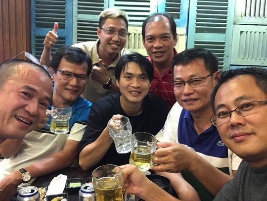 Nghị định 100 và chuyện cầu thủ Việt ủng hộ Uống rượu bia, không lái xe - Ảnh 3.