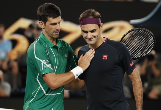 Clip Federer tan tành trước Djokovic - Ảnh 4.