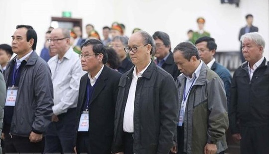 Hai nguyên chủ tịch Đà Nẵng Trần Văn Minh, Văn Hữu Chiến và Vũ nhôm lĩnh tổng cộng 54 năm tù - Ảnh 1.