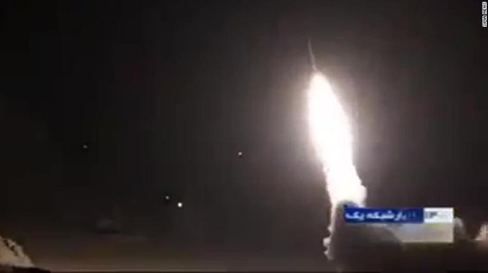 Mỹ được cảnh báo trước khi Iran tấn công bằng tên lửa - Ảnh 1.