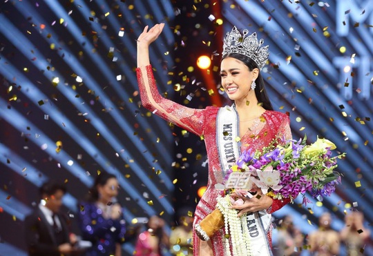 Cận cảnh cô gái lai đăng quang Hoa hậu Hoàn vũ Thái Lan - Ảnh 6.
