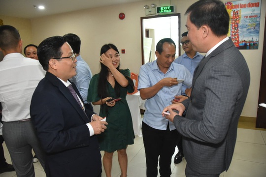 Nhiều bài học vượt bão Covid-19 độc đáo, đáng giá - Ảnh 32.