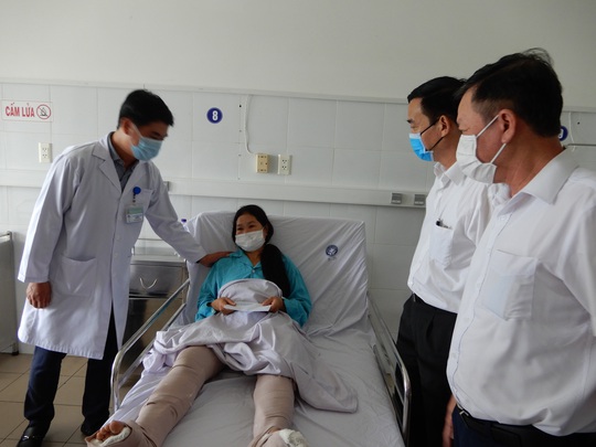 Vụ tai nạn kinh hoàng ở đường tránh Nam Hải Vân: Do tài xế xe khách vượt ẩu - Ảnh 2.