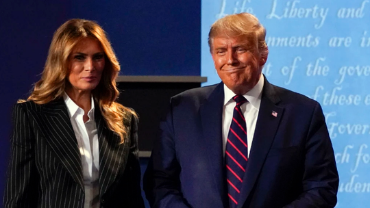 Tổng thống Trump mắc Covid-19: Nước Mỹ chuẩn bị những kịch bản nào? - Ảnh 1.
