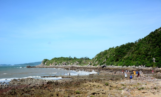 Rong ruổi trên đảo Quan Lạn - Ảnh 8.