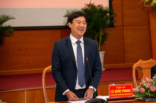 Thông tin chính thức về tiểu sử tân Bí thư Tỉnh ủy Đồng Tháp Lê Quốc Phong - Ảnh 8.