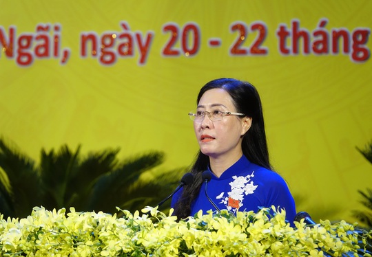 Bà Bùi Thị Quỳnh Vân tái đắc cử Bí thư Tỉnh ủy Quảng Ngãi - Ảnh 1.