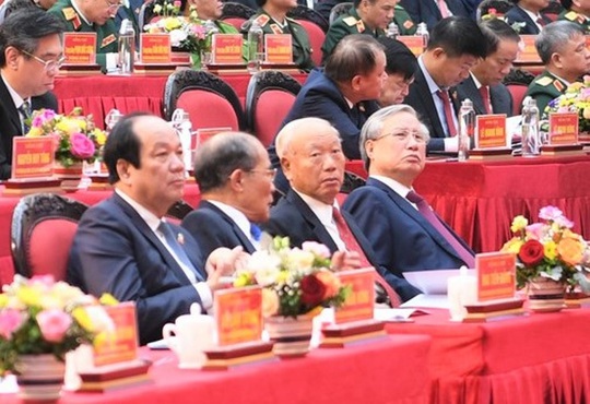 Thường trực Ban Bí thư Trần Quốc Vượng chỉ đạo Đại hội Đảng bộ tỉnh Ninh Bình - Ảnh 3.