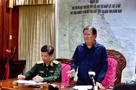 Sạt lở kinh hoàng ở Quảng Nam, ít nhất 7 người tử vong, Thủ tướng yêu cầu cứu nạn khẩn - Ảnh 1.