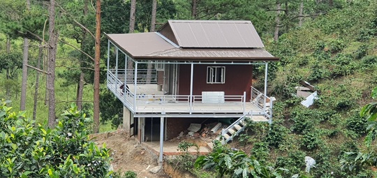 Làng biệt thự trái phép trong rừng: UBND tỉnh Lâm Đồng chỉ đạo khẩn, cắt điện trung thế - Ảnh 4.