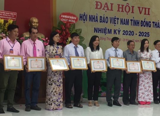 Báo Người Lao Động đoạt 2 giải B Giải Báo chí tỉnh Đồng Tháp - Ảnh 1.