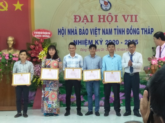 Báo Người Lao Động đoạt 2 giải B Giải Báo chí tỉnh Đồng Tháp - Ảnh 3.