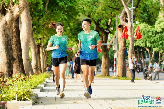 VPBank Hanoi Marathon ASEAN 2020: Chạy để kết nối trong trạng thái “bình thường mới” - Ảnh 1.