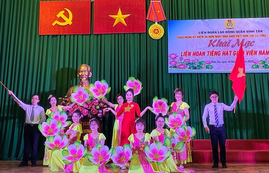 Tạo sân chơi cho giáo viên - Ảnh 1.