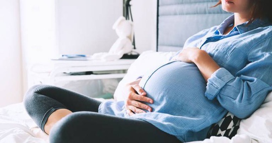 Chế độ thai sản đối với trường hợp mang thai hộ mới nhất - Ảnh 1.
