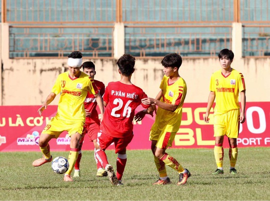 VCK U21 Quốc gia: Nam Định giành vé sớm vào bán kết - Ảnh 1.