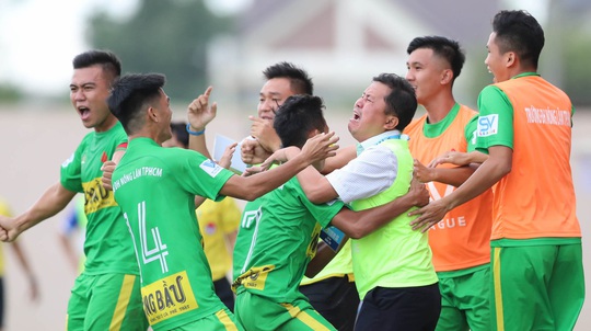 Đại học Nông Lâm TP HCM tái ngộ Đại học Cần Thơ ở chung kết tiền tỉ của SV-League 2020 - Ảnh 2.