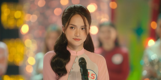 Rạp phim ngày Valentine: Hương Giang đại chiến phim ngoại! - Ảnh 1.