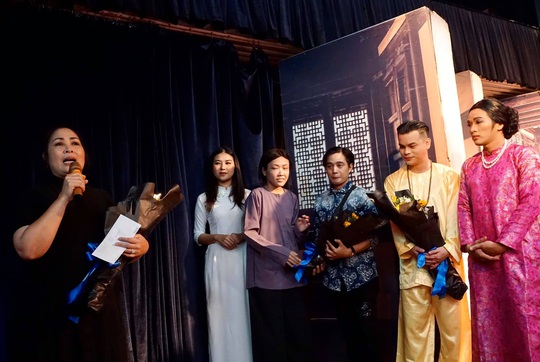 NSND Hồng Vân xúc động báo tin diễn viên trẻ Phương Trang đột ngột qua đời - Ảnh 2.