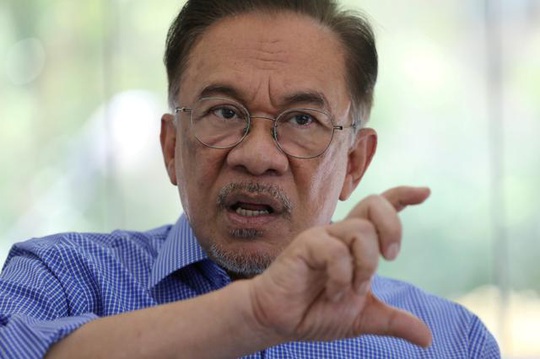 Thủ tướng Malaysia từ chức vì không muốn trao quyền? - Ảnh 1.