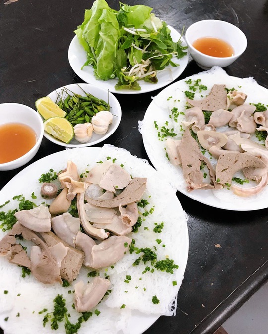 Mắt cá ngừ đại dương và loạt món ngon không nên bỏ qua tại Phú Yên - Ảnh 12.